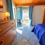 Casetta A Нерано